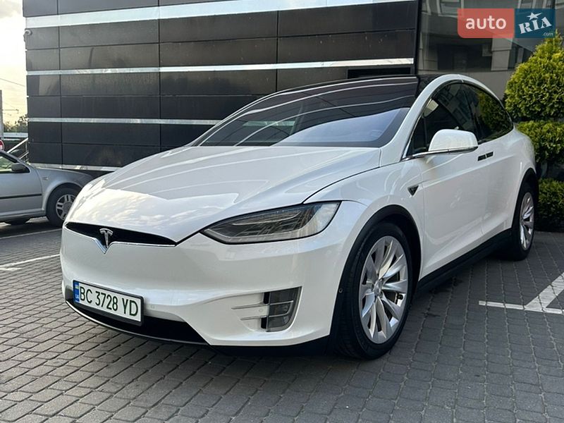 Внедорожник / Кроссовер Tesla Model X 2016 в Львове
