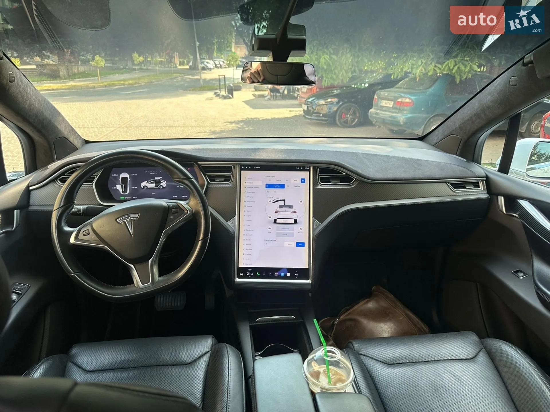 2016 Tesla Model X - мініатюра 11
