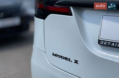 Внедорожник / Кроссовер Tesla Model X 2018 в Черновцах