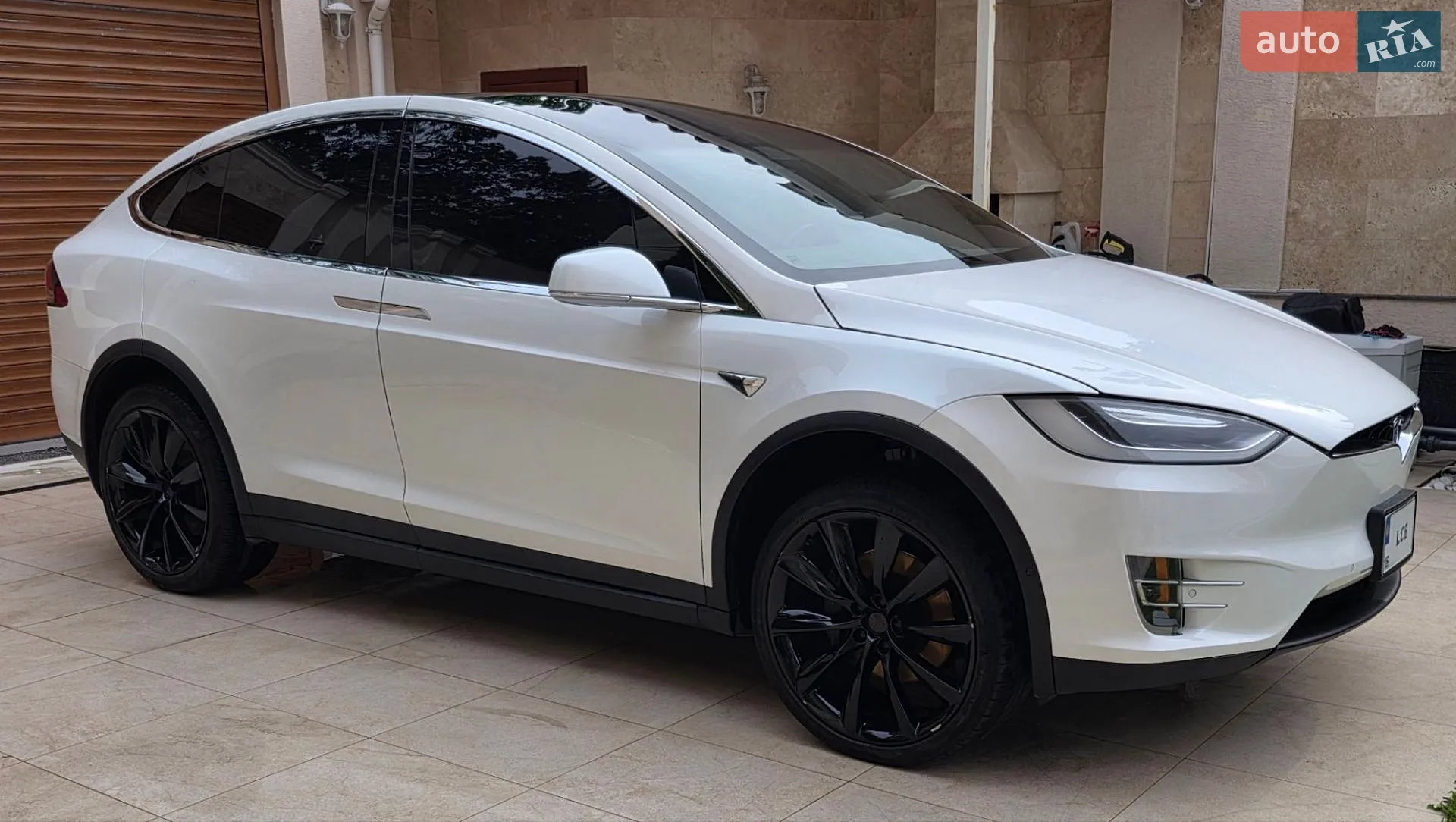 2017 Tesla Model X - мініатюра 18