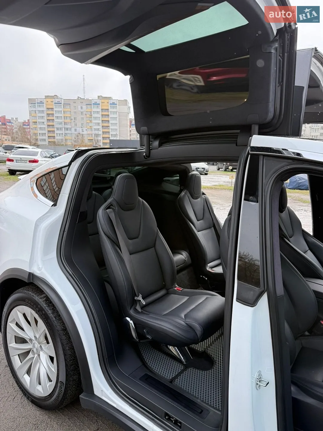 2020 Tesla Model X - мініатюра 22