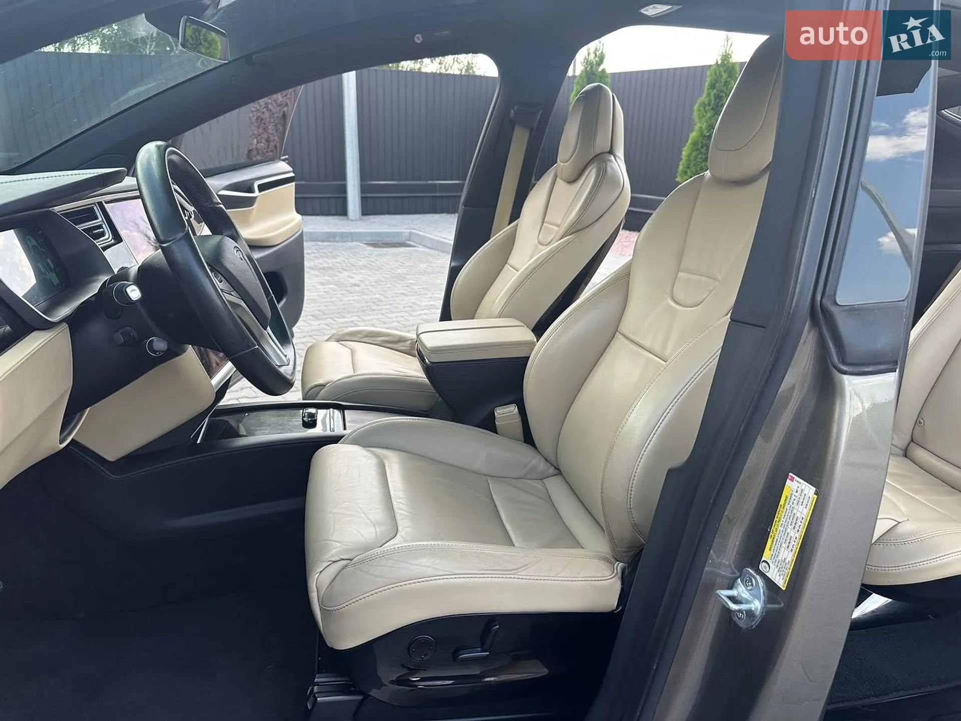 2016 Tesla Model X - мініатюра 8