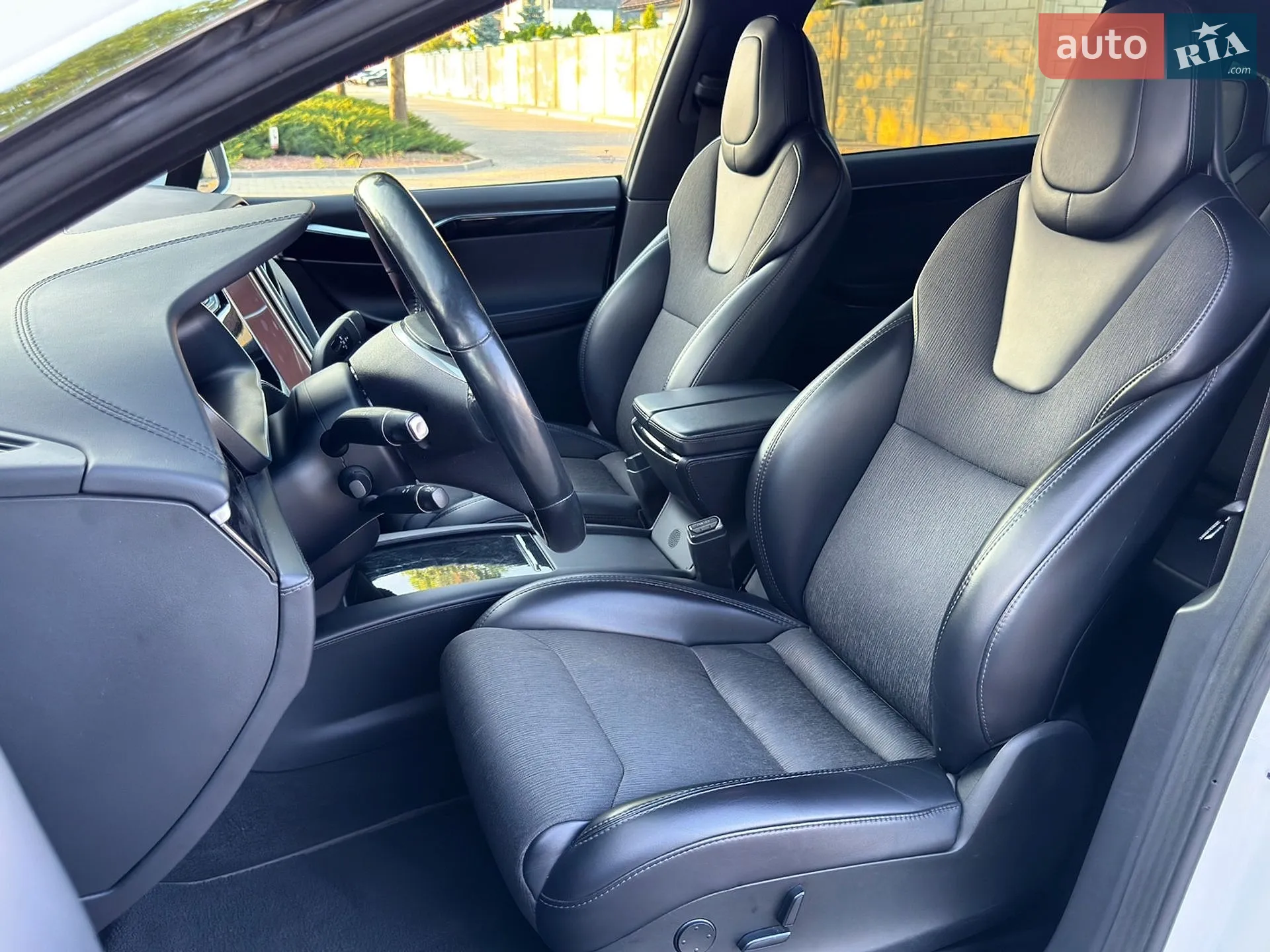 2018 Tesla Model X - мініатюра 19