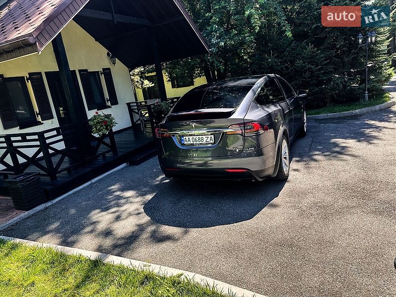 Позашляховик / Кросовер Tesla Model X 2017 в Києві фото 21 Позашляховик / Кросовер Tesla Model X 2017 в Києві