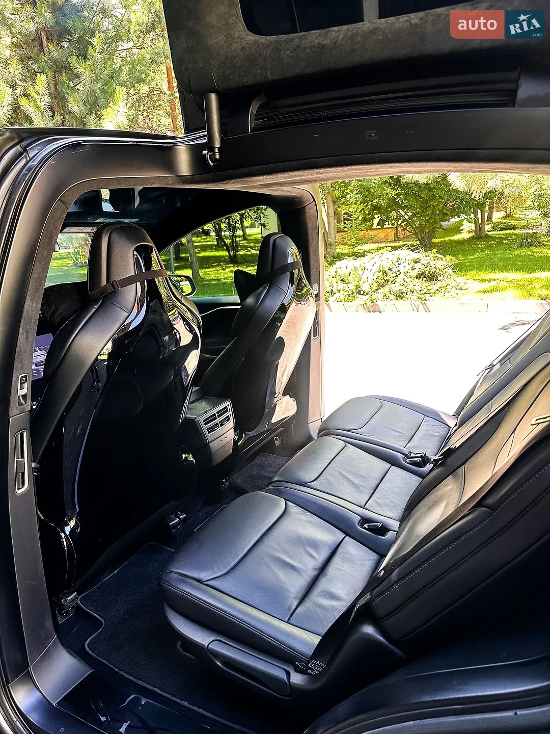 2017 Tesla Model X - мініатюра 32