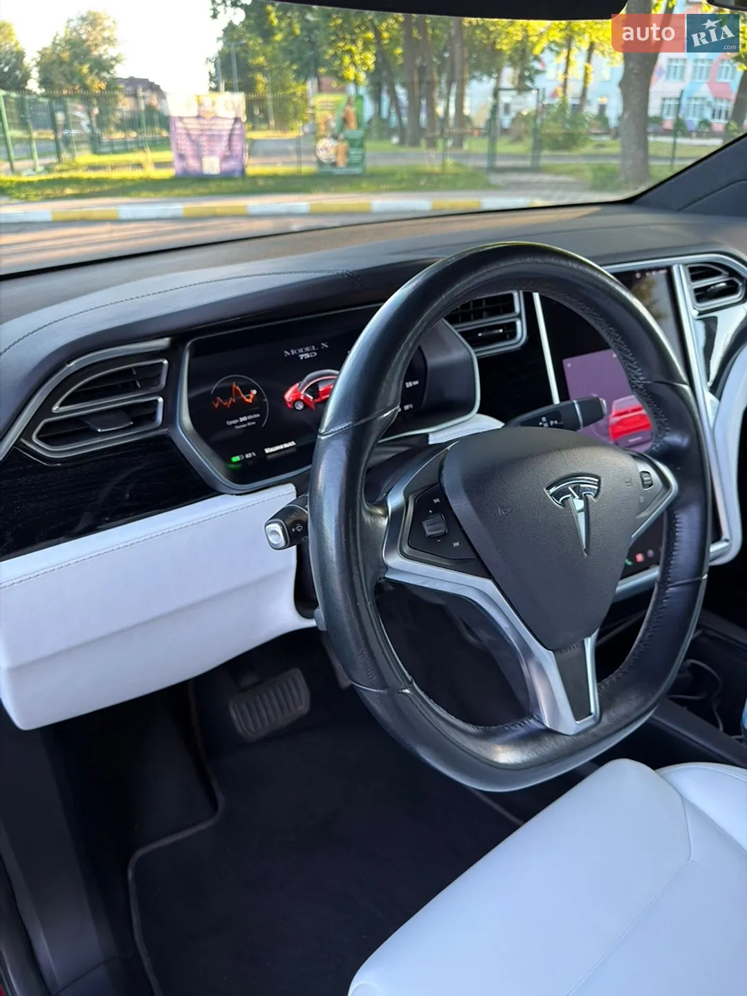 2017 Tesla Model X - мініатюра 6