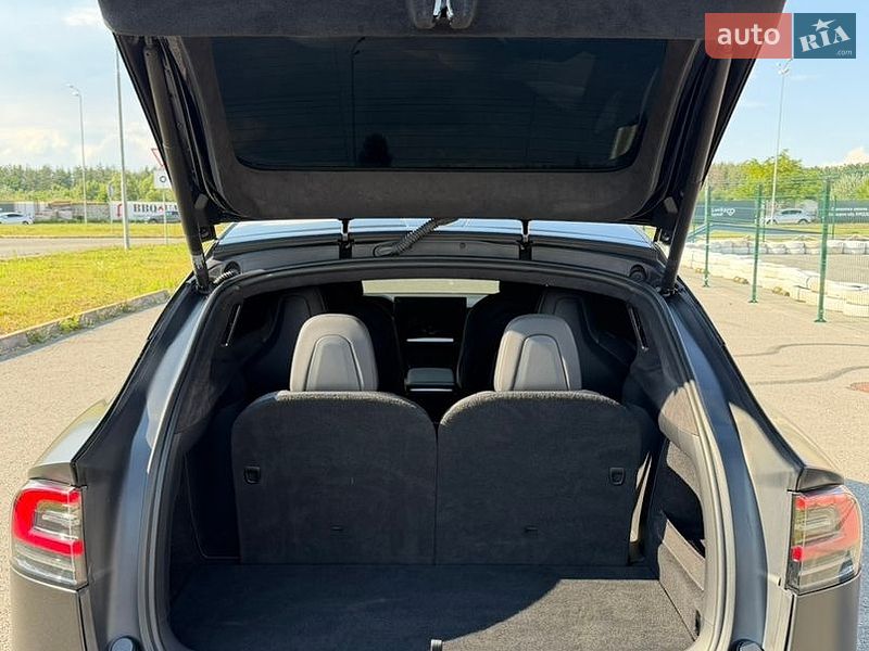 Внедорожник / Кроссовер Tesla Model X 2022 в Киеве