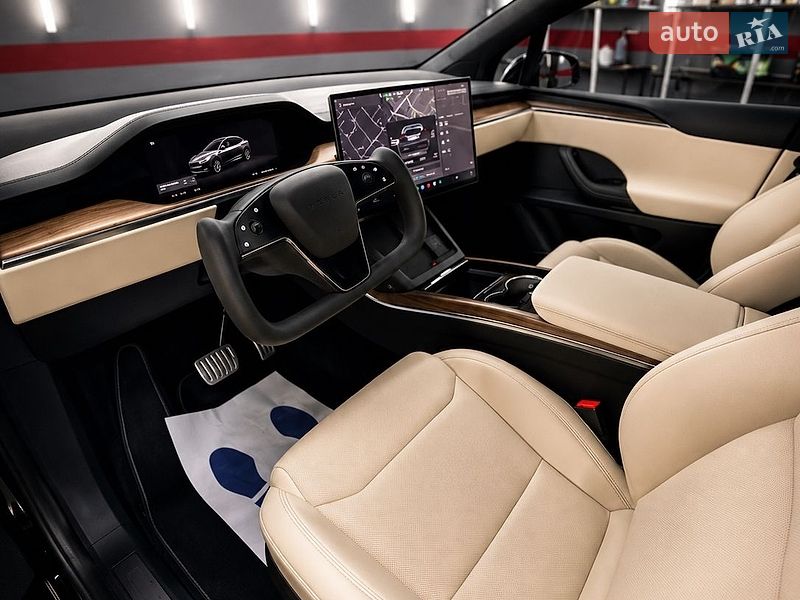 Внедорожник / Кроссовер Tesla Model X 2023 в Харькове