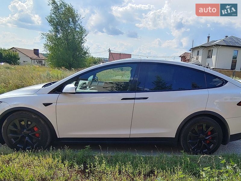 Позашляховик / Кросовер Tesla Model X 2023 в Дніпрі