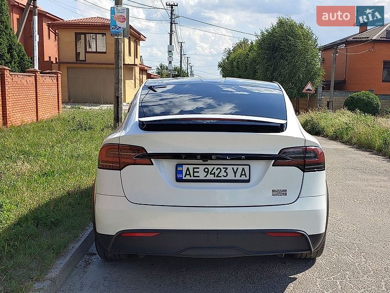 Позашляховик / Кросовер Tesla Model X 2023 в Дніпрі