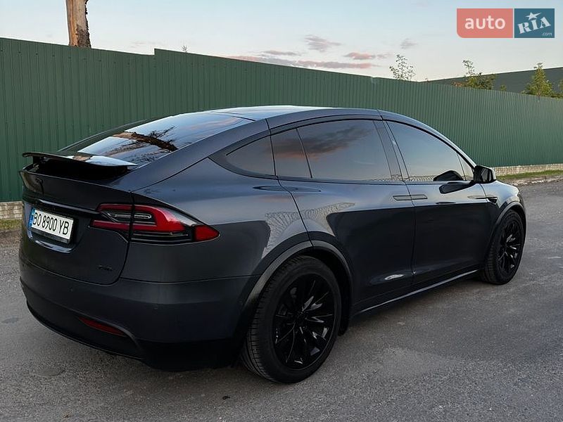Позашляховик / Кросовер Tesla Model X 2018 в Тернополі