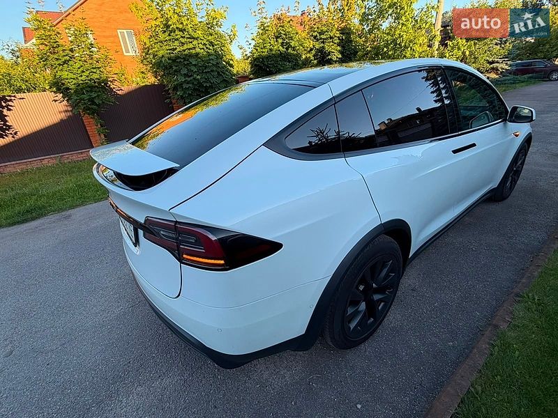 Позашляховик / Кросовер Tesla Model X 2022 в Києві