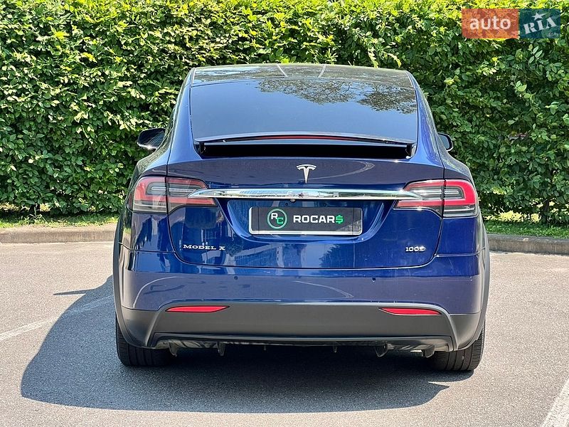 Позашляховик / Кросовер Tesla Model X 2018 в Києві