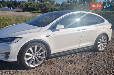 Позашляховик / Кросовер Tesla Model X 2017 в Козові фото 2 Позашляховик / Кросовер Tesla Model X 2017 в Козові