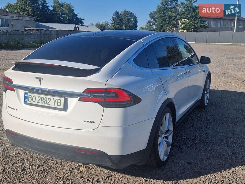 Позашляховик / Кросовер Tesla Model X 2017 в Козові фото 4 Позашляховик / Кросовер Tesla Model X 2017 в Козові