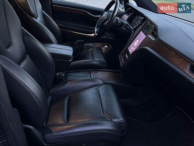 Позашляховик / Кросовер Tesla Model X 2019 в Львові фото 11 Позашляховик / Кросовер Tesla Model X 2019 в Львові