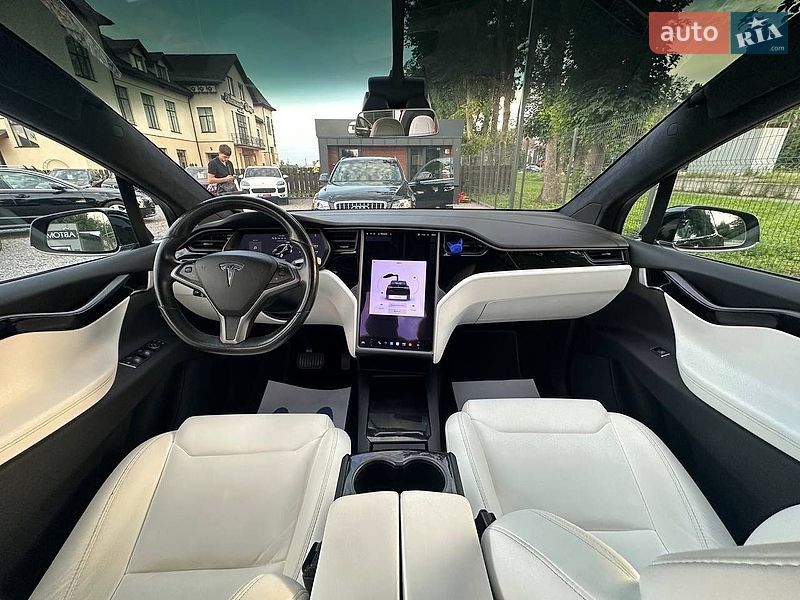Позашляховик / Кросовер Tesla Model X 2019 в Стрию фото 20 Позашляховик / Кросовер Tesla Model X 2019 в Стрию