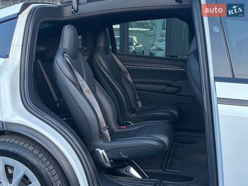 Позашляховик / Кросовер Tesla Model X 2023 в Києві