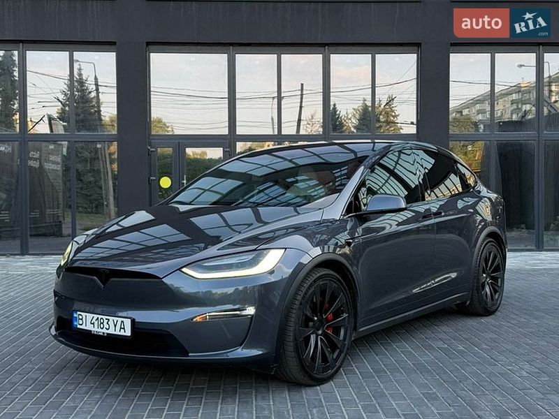 Tesla Model X 2023