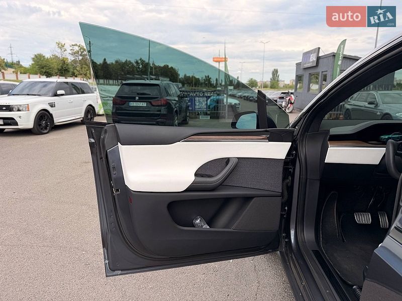 Внедорожник / Кроссовер Tesla Model X 2022 в Кривом Роге