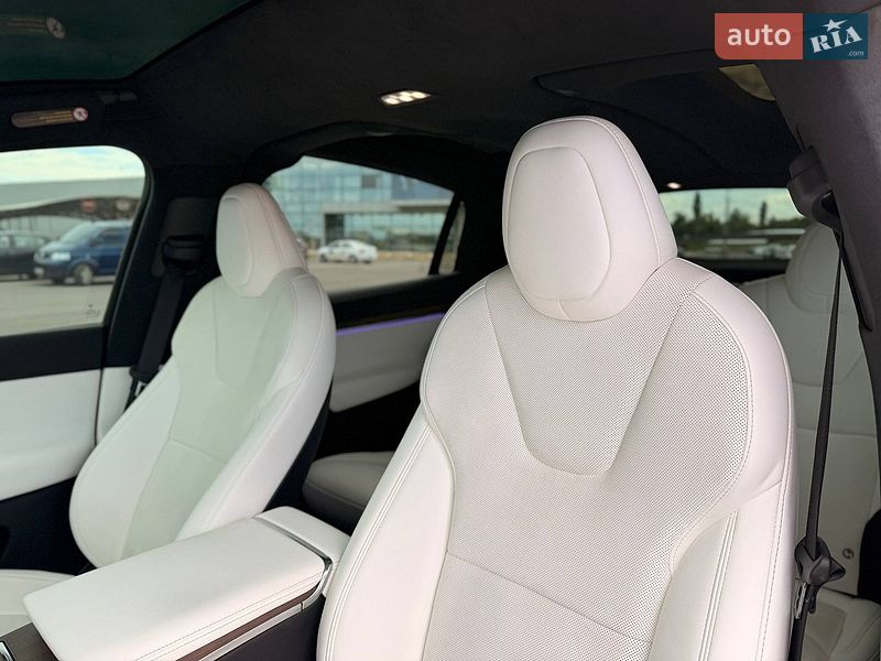 Внедорожник / Кроссовер Tesla Model X 2022 в Кривом Роге