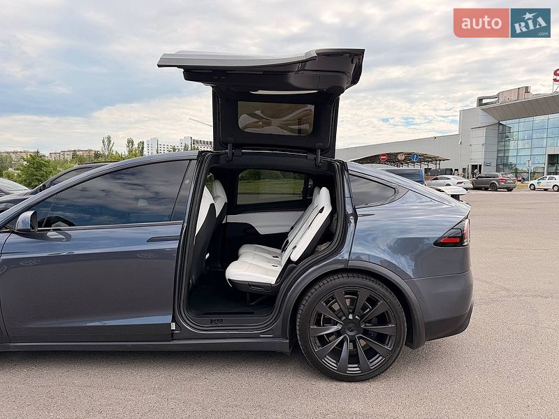 Внедорожник / Кроссовер Tesla Model X 2022 в Кривом Роге