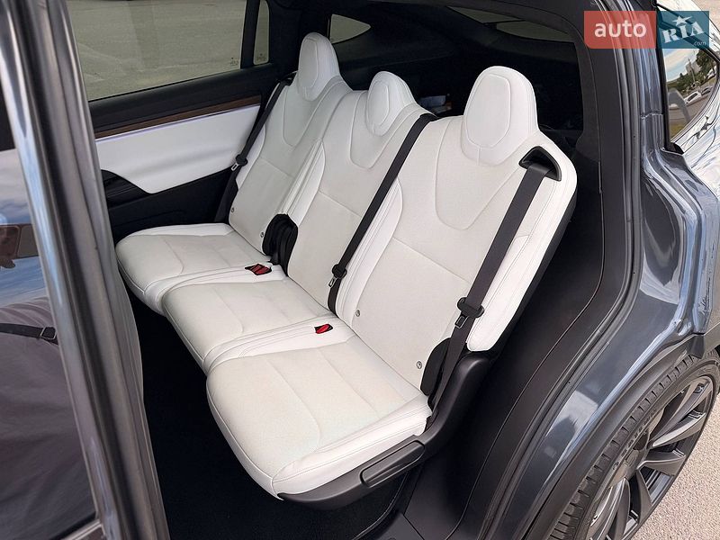 Внедорожник / Кроссовер Tesla Model X 2022 в Кривом Роге