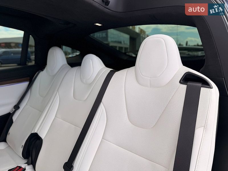 Внедорожник / Кроссовер Tesla Model X 2022 в Кривом Роге