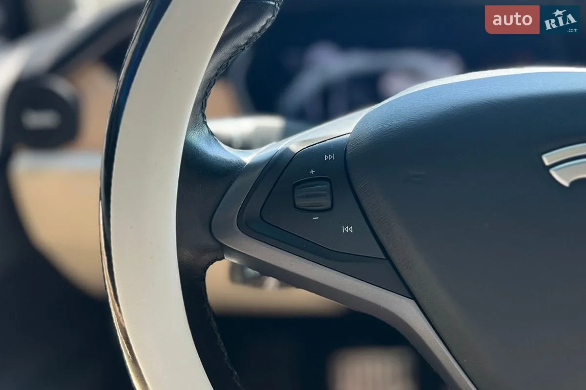 2018 Tesla Model X - мініатюра 14
