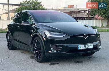 Позашляховик / Кросовер Tesla Model X 2017 в Сквирі фото 2 Позашляховик / Кросовер Tesla Model X 2017 в Сквирі