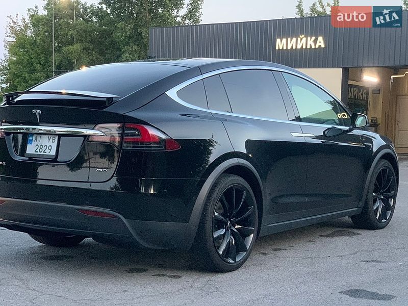 Позашляховик / Кросовер Tesla Model X 2017 в Сквирі фото 12 Позашляховик / Кросовер Tesla Model X 2017 в Сквирі