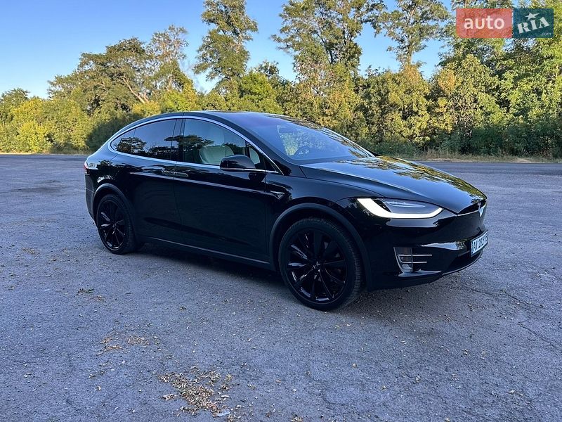 Позашляховик / Кросовер Tesla Model X 2017 в Сквирі фото 35 Позашляховик / Кросовер Tesla Model X 2017 в Сквирі