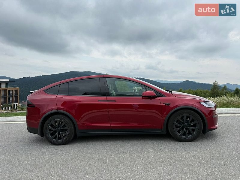 Внедорожник / Кроссовер Tesla Model X 2024 в Киеве