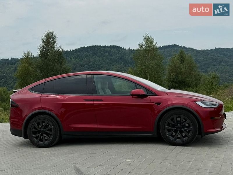 Внедорожник / Кроссовер Tesla Model X 2024 в Киеве