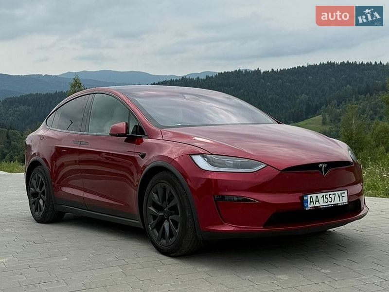 Внедорожник / Кроссовер Tesla Model X 2024 в Киеве