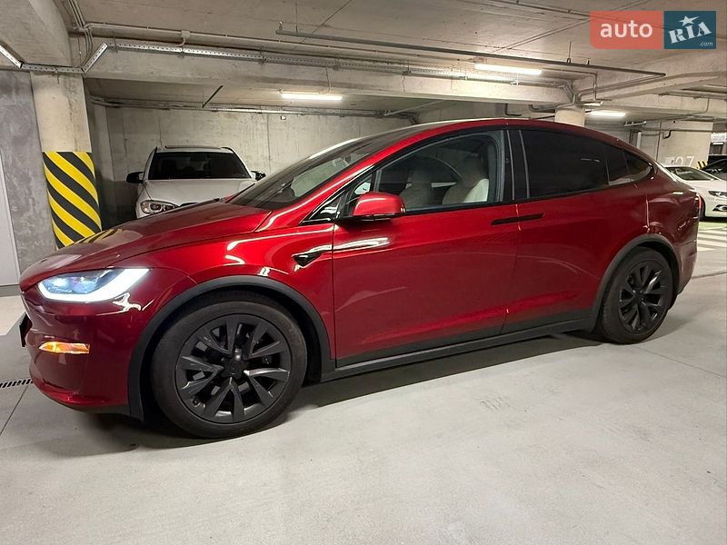 Внедорожник / Кроссовер Tesla Model X 2024 в Киеве