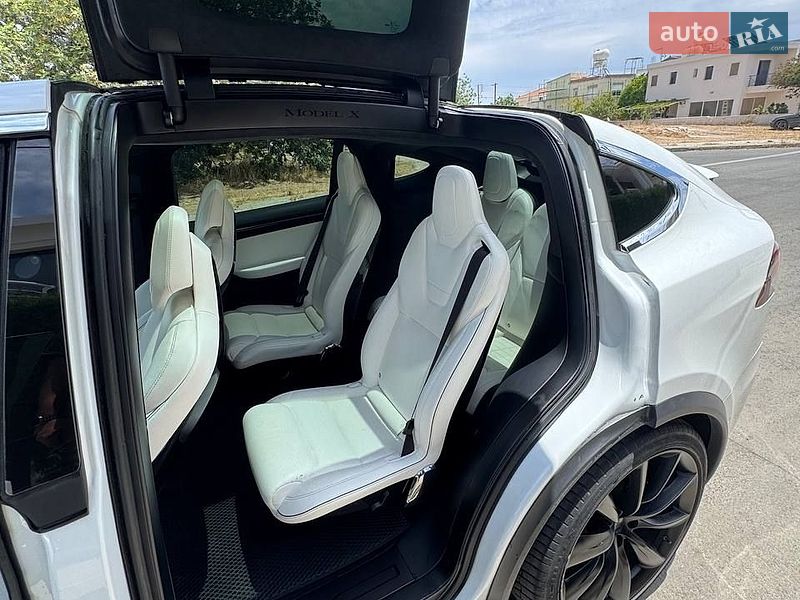 Внедорожник / Кроссовер Tesla Model X 2016 в Одессе