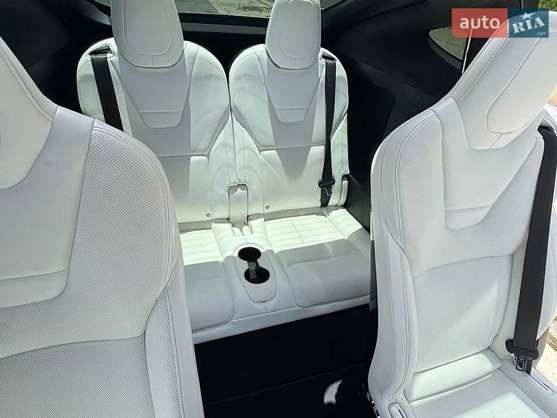 Внедорожник / Кроссовер Tesla Model X 2016 в Одессе