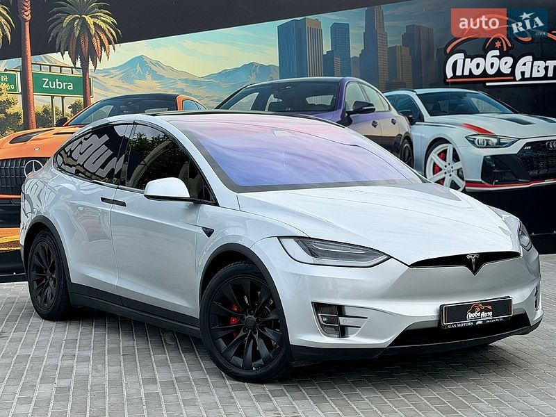 Внедорожник / Кроссовер Tesla Model X 2018 в Львове