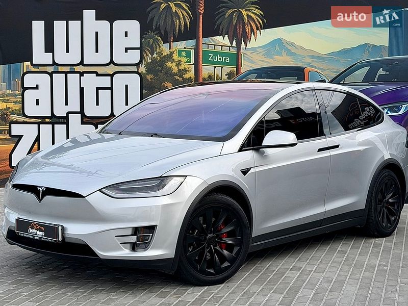 Внедорожник / Кроссовер Tesla Model X 2018 в Львове фото 16 Внедорожник / Кроссовер Tesla Model X 2018 в Львове