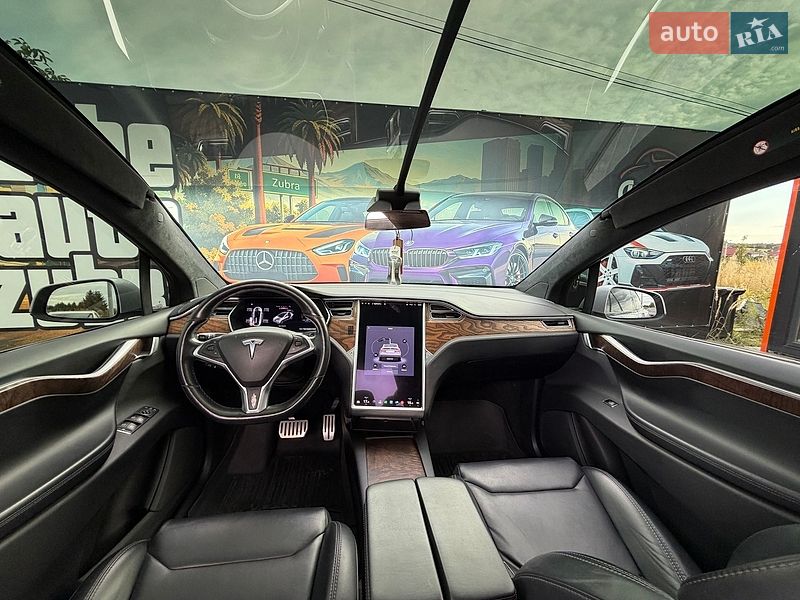Внедорожник / Кроссовер Tesla Model X 2018 в Львове
