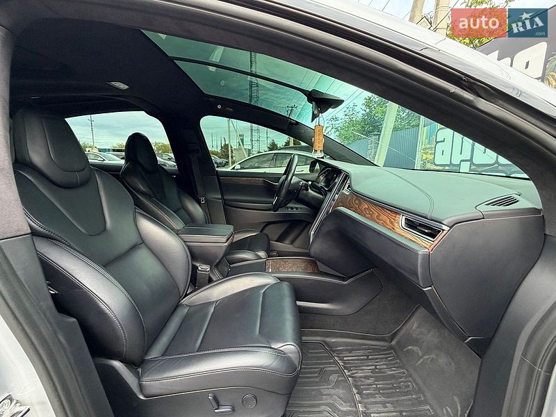 Внедорожник / Кроссовер Tesla Model X 2018 в Львове фото 43 Внедорожник / Кроссовер Tesla Model X 2018 в Львове