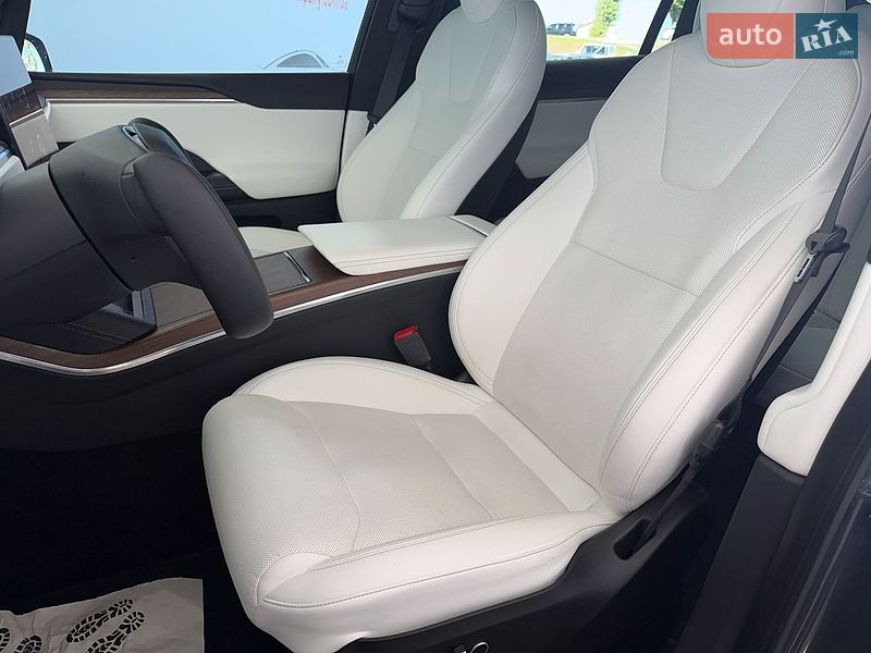 Позашляховик / Кросовер Tesla Model X 2022 в Львові