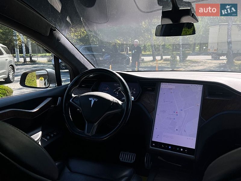 Внедорожник / Кроссовер Tesla Model X 2019 в Львове