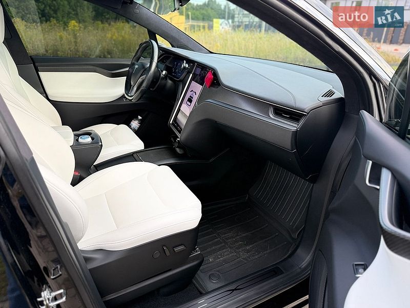Позашляховик / Кросовер Tesla Model X 2020 в Сумах