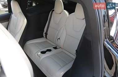 Позашляховик / Кросовер Tesla Model X 2022 в Харкові фото 13 Позашляховик / Кросовер Tesla Model X 2022 в Харкові