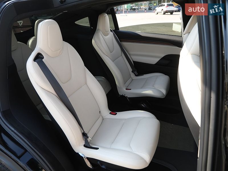 Внедорожник / Кроссовер Tesla Model X 2022 в Харькове