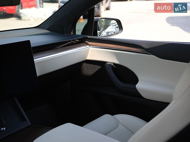 Внедорожник / Кроссовер Tesla Model X 2022 в Харькове