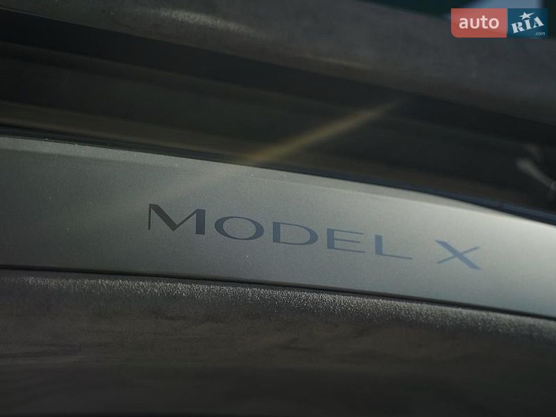 Позашляховик / Кросовер Tesla Model X 2022 в Києві