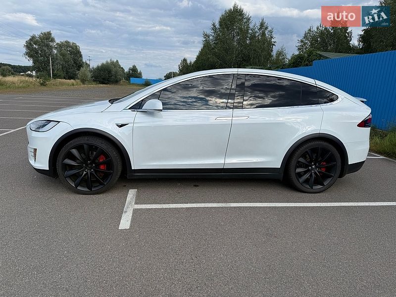 Позашляховик / Кросовер Tesla Model X 2020 в Києві